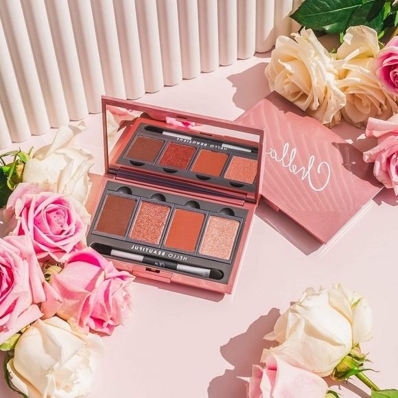 Blushing Rose Eyeshadow Palette - Picture 1 of 1